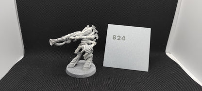 (1) Tyranids OOP Metal Warrior Warhammer 40k -1694-