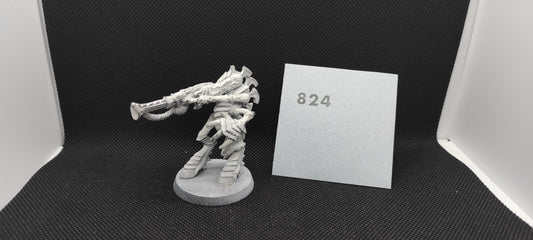 (1) Tyranids OOP Metal Warrior Warhammer 40k -1694-