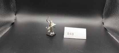 (1) Wood Elves Lord with Bow and Hawk Horns METAL Warhammer Fantasy Miniatures -2055-