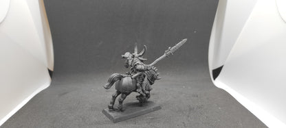 (1) Chaos Lord Knight Champion METAL OOP 4th Ed Warriors of Chaos Warhammer Fantasy Miniatures -1054-