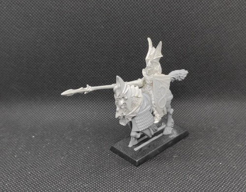 (1) High Elves Hero Lord on Horse Dragon Prince Metal OOP Warhammer Fantasy Miniatures -1943-