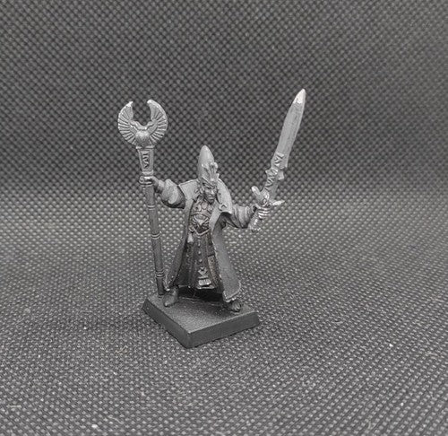 (1) High Elves Mage Hero Lord Character Metal OOP Warhammer Fantasy Miniatures -1869-
