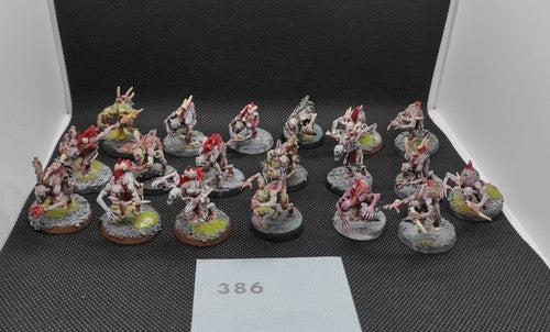 (20) Vampire Counts Undead Ghouls Plastic Warhammer Fantasy Miniatures -2230-